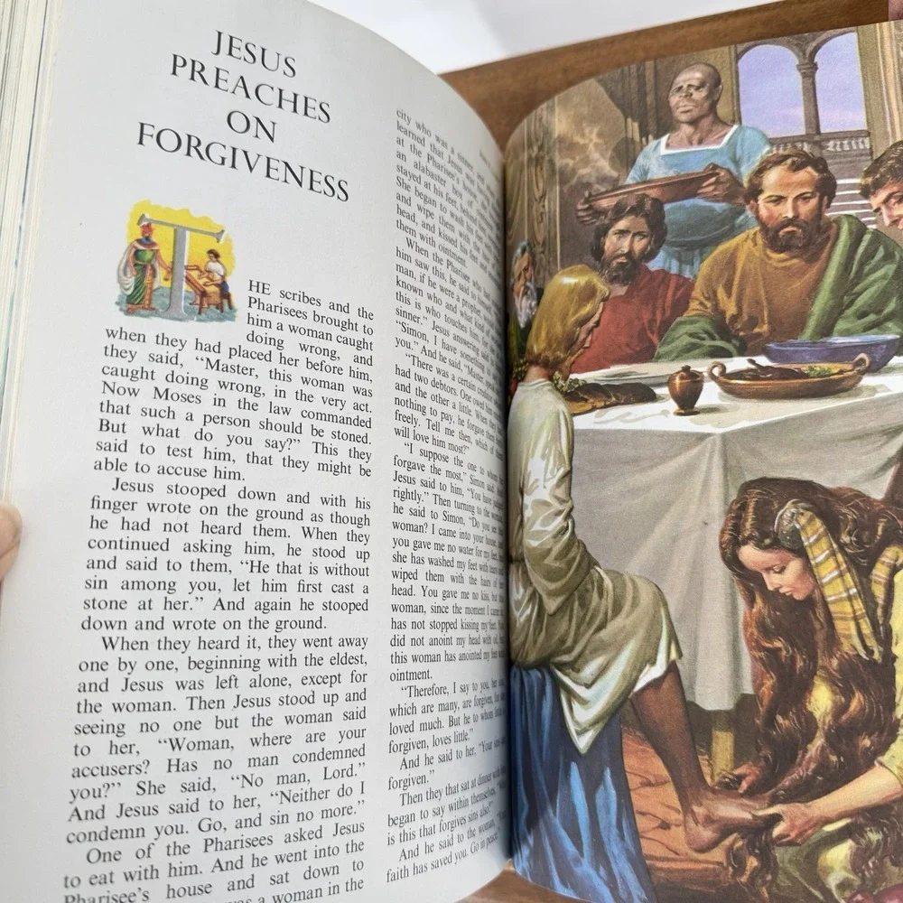 Two VTG 1965 The Children's Bible First Edition Matte Glossy Illustrated Stories